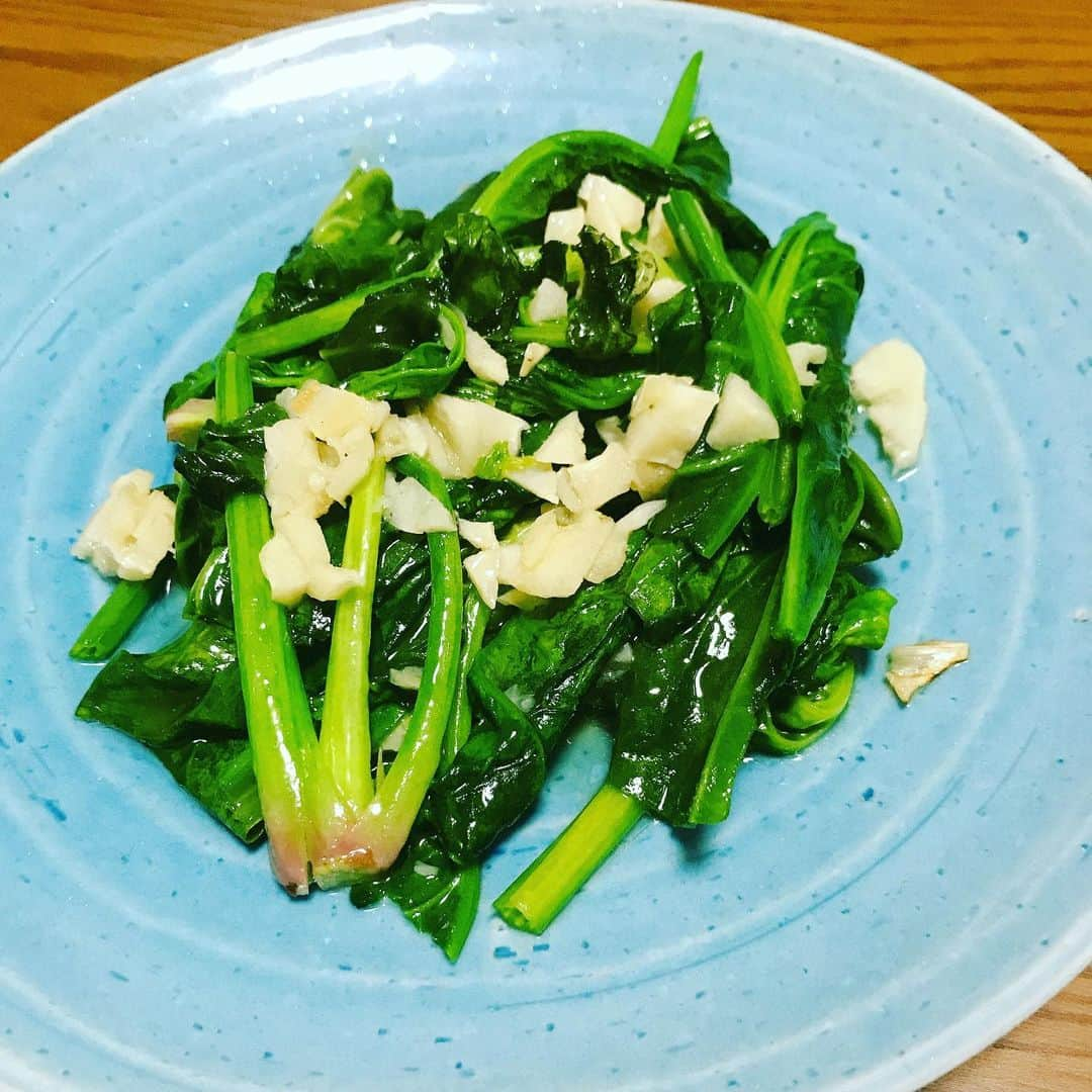 山本寛さんのインスタグラム写真 - (山本寛Instagram)「ほうれん草のニンニク炒め #ほうれん草 #ニンニク#料理#男の料理」6月13日 11時36分 - yamacane0901