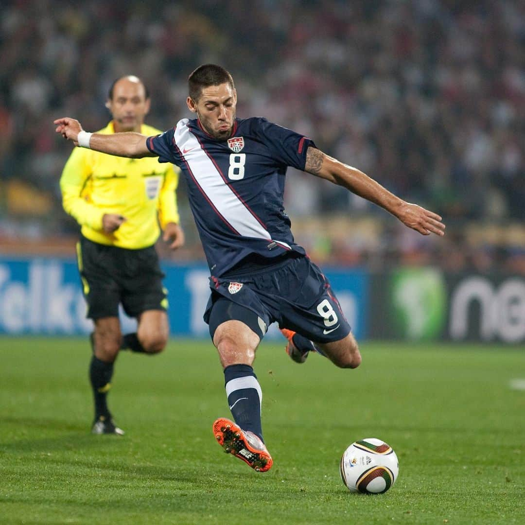 サッカー アメリカ代表チームさんのインスタグラム写真 - (サッカー アメリカ代表チームInstagram)「🗓 #OTD 2010: @clint_dempsey became the second #USMNT player to score in multiple @FIFAWorldCup tournaments when he tallied the equalizer in the 1-1 draw vs. 🏴󠁧󠁢󠁥󠁮󠁧󠁿 in Rustenberg.」6月13日 5時29分 - usmnt