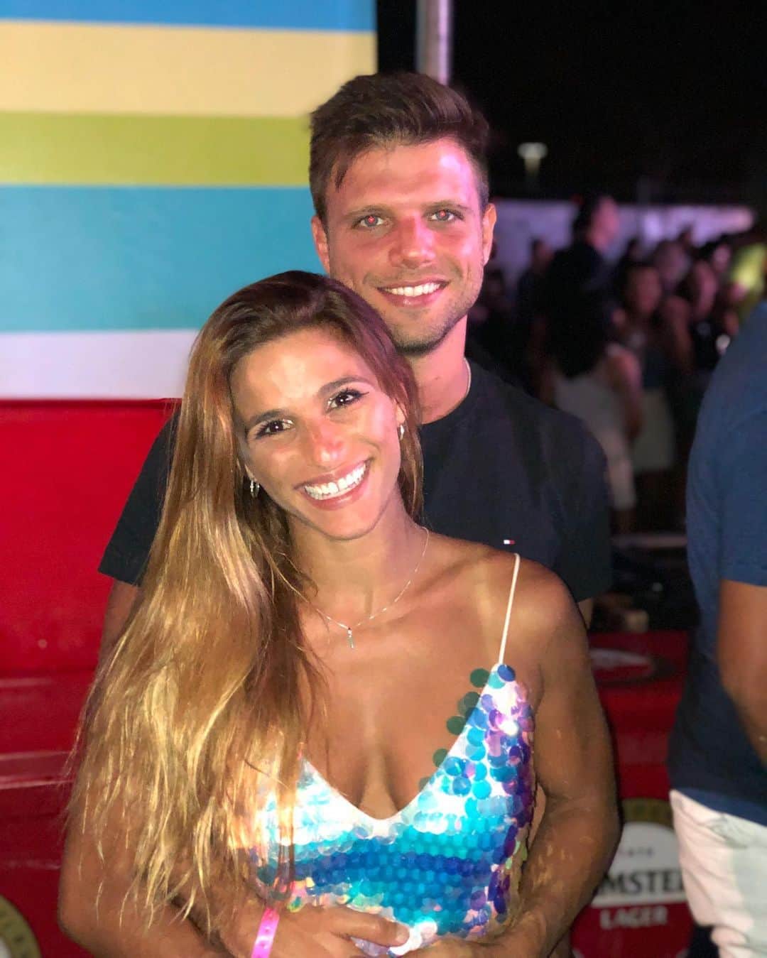 ジャジ・バルボサのインスタグラム：「Para nós, todo o amor do mundo ... Eu te amo 💙 Feliz dia dos namorados @leandroferlini #felizdiadosnamorados #amor #happyvalentinesday #love」