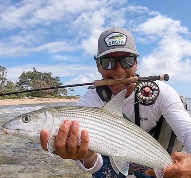 Costa Sunglassesのインスタグラム：「Ghost town...⁠ Costa Pro @makanichristensen hunting bonefish on the fly with @kalooneytunes, @alohafishinghawaii, and @etfishwhisperer. Catch them on our Stories. #SeeWhatsOutThere #BringTheWaterHome」