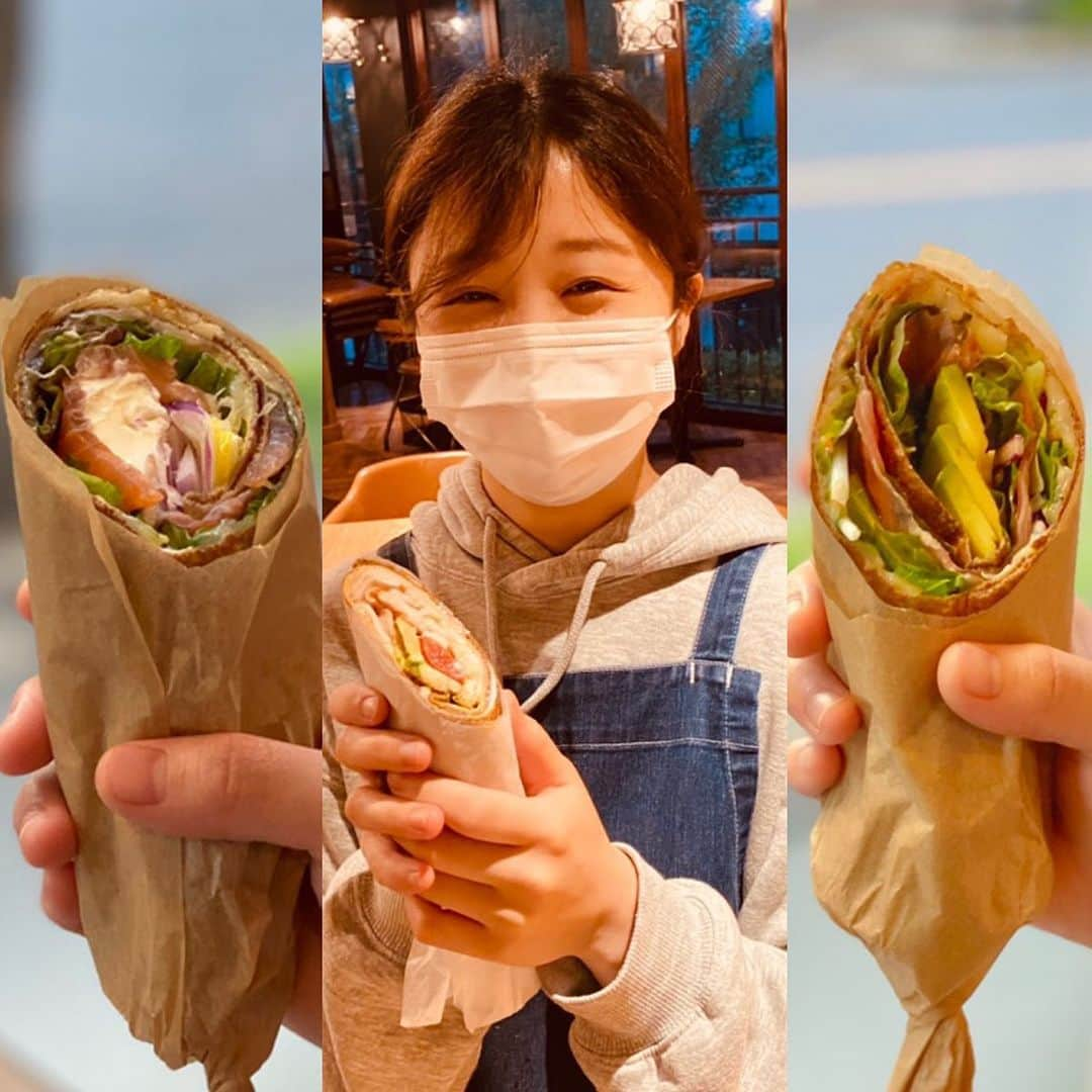 ハース池袋2号店のインスタグラム：「おはようございます😃 ハース池袋2号店です♫  今日は生憎の雨☔️ですが、店頭販売を行ってます‼️ 今日から店頭販売に新しい商品が仲間入り✨ 店内の看板商品、10年以上こだわり続けている、 そば粉を使ったクレープ【 ガレット 】 を店頭販売用に開発した、 【 ガレットロール 】、です❣️ 皆様のご来店をお待ちしております😄  今日も美味しい笑顔に会えますように😋﻿ ﻿ テイクアウト・デリバリーは今日も営業中🛵﻿ お気軽にお電話ください❤️﻿ 080-6234-8039 ﻿  #池袋グルメ#池袋テイクアウト#おうちご飯#おうちごはん#池袋誕生日#池袋テイクアウト#池袋デリバリー#池袋ランチ#池袋グルメ#南池袋公園#南池袋公園ランチ#池袋デート#チーズケーキ#池袋イタリアン#池袋カフェ#ロティサリーチキン#池袋コンテ#池袋イタリアン#池袋ルコックロティ#パスタ#池袋ハース#galette#ガレット#チーズフォンデュ#ローストビーフ#サラダランチ#池袋ディナー#南池袋公園カフェ#池袋ハンバーグ#チーズキーマカレー#池袋記念日」