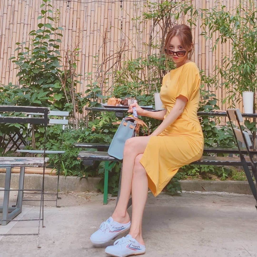 ソヒョンさんのインスタグラム写真 - (ソヒョンInstagram)「쨍쨍💛」6月13日 19時38分 - seojuhyun_s