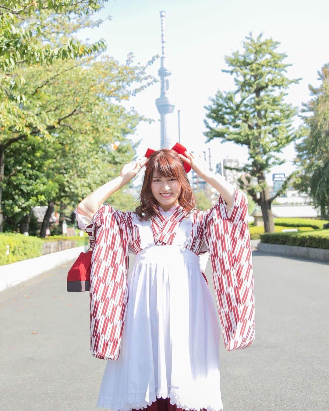 入江綾乃のインスタグラム：「. . . . にょき . . . #photo #camera #撮影 #浅草さわだ屋  #声優 #俳優 #アクトレスガールズ #カメラ #撮影モデル #被写体 #ファインダー越しの私の世界 #ファッション #お洒落さんと繋がりたい #写真撮ってる人と繋がりたい #love #instagood #photooftheday #fashion #beauty #happy #cute #selfie #follow #camera #photography #photo #prowrestling #instalike」