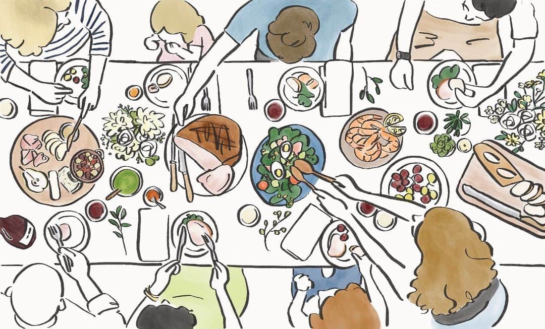 Apricots Artのインスタグラム：「A good meal should be shared.  初めて名刺づくりのお手伝いをしました。 フリーでフード関係のお仕事を始めるとのことで、 みんなでわいわいテーブルを囲むイラストに🍽  はやくこれが実現できる日が来るといいなあ。  Illusted by Mina」
