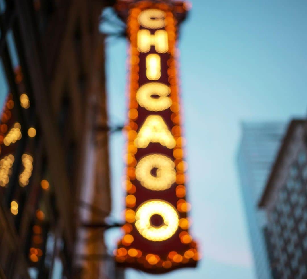 halnoさんのインスタグラム写真 - (halnoInstagram)「日が沈むころ、”Chicago”の光が街を染める。Dream Timeが幕を開ける。 “Chicago”盛り合わせセット✨たくさんのChicagoをお楽しみください☺️スワイプして見てね。 As the sun sets, the light of "Chicago" colors the city. Swipe to check it out.⚡️」6月13日 20時54分 - halno