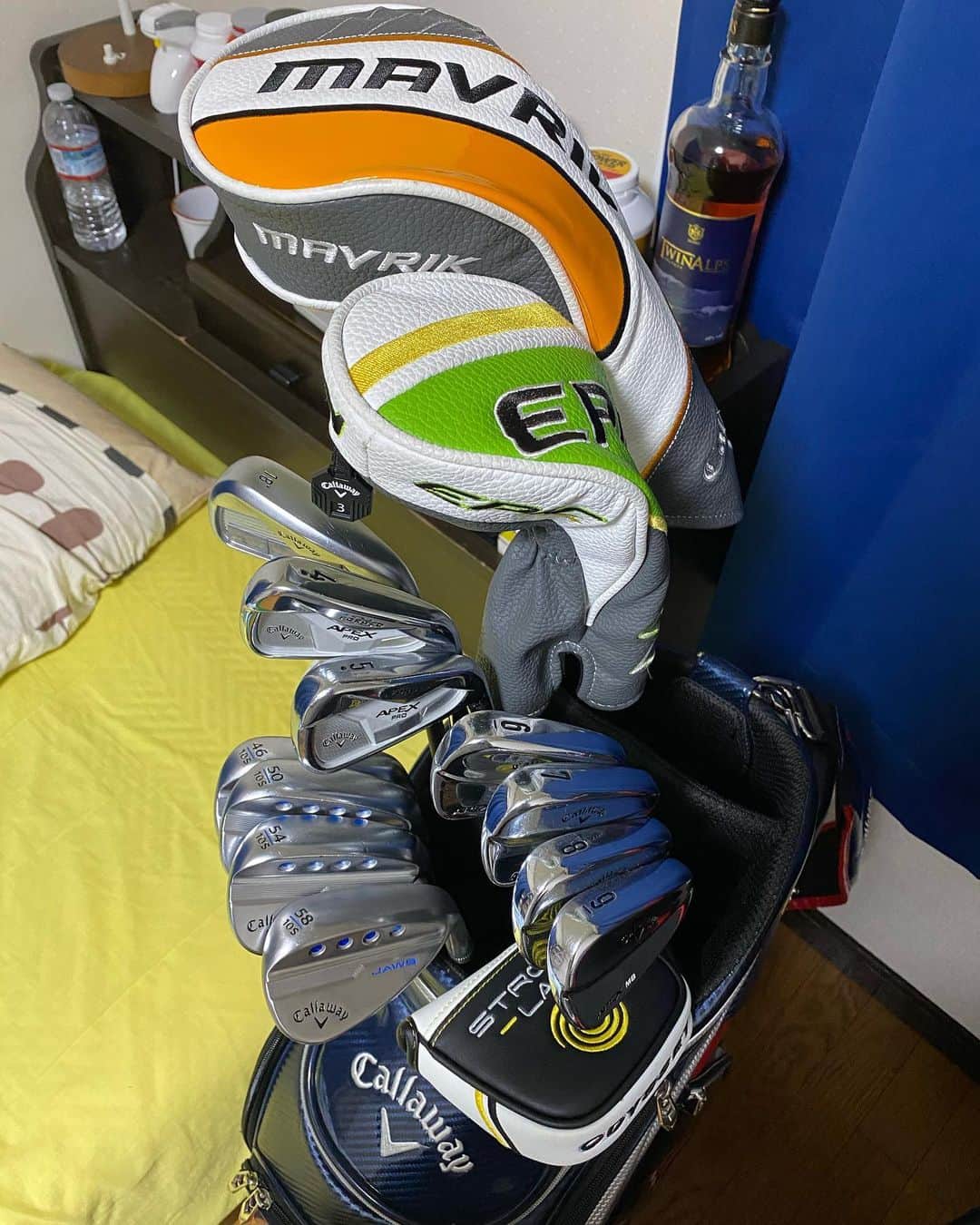 AKIのインスタグラム：「ゴルフクラブってなんでこんなにかっこいいのだろうか🥺 . #ゴルフ #golf #クラブセッティング」