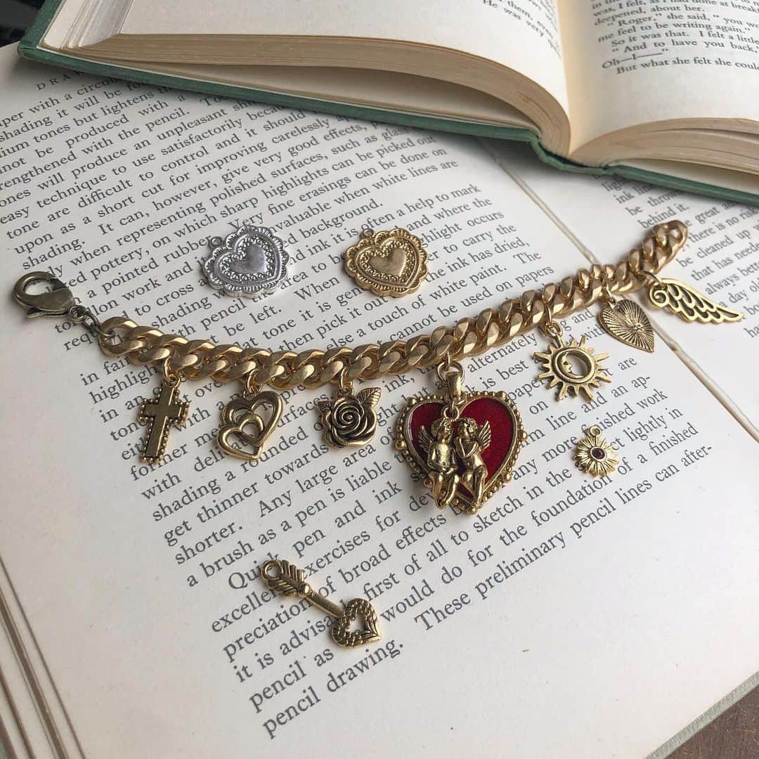 BOX CHARM Industryのインスタグラム