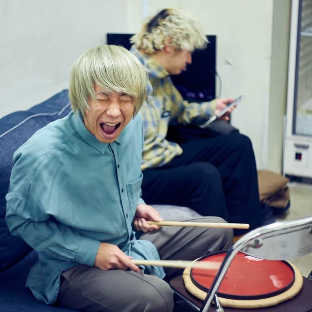KEYTALKのインスタグラム：「・ 突然ですが、今まで出してないオフショットを公開します😆  photo by @sotarogoto」