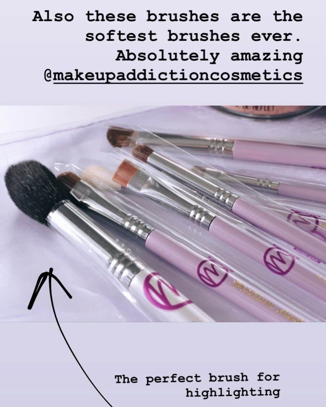 Makeup Addiction Cosmeticsさんのインスタグラム写真 - (Makeup Addiction CosmeticsInstagram)「The softest best brushes ever! Grab them now while not sold out! #makeupaddiction #makeupaddictioncosmetics」6月13日 16時44分 - makeupaddictioncosmetics