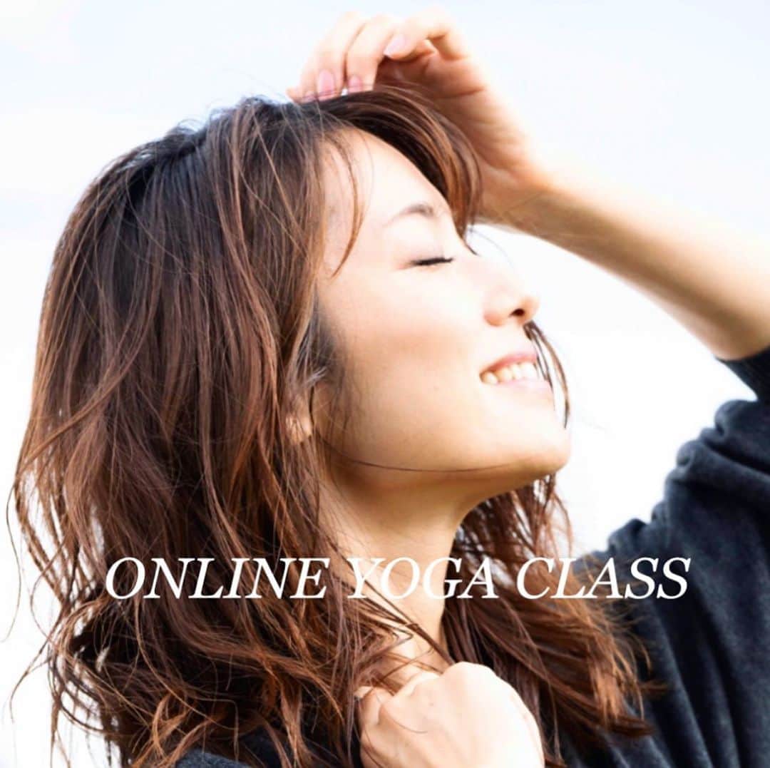 のインスタグラム：「🧘‍♀️🌈 ・ ・ ONLINE特別クラス @utlyoga  6/21(日)16:00-16:30 （生配信ヨガ30分・ 30分の動画3本セット付。『Hatha yoga〜感じて輝く』 🎟 予約はトップページのプロフィールから飛べます↑↑ ・ 21日のハタヨガ生配信とは別に　2週間いつでも受けられる30分動画の内容はこのようになっています。 音楽は　@kengo_quiet ・ ✔️「ハートを開き喜びが湧きあがるエネルギー高めるハタヨガ」　（ヨガ哲学トークあり） ✔️「1日の始まりや考えが纏まらない時など..瞑想を体験してみる〜ハタヨガ」（ヨガ哲学トークあり） ✔️「寝る前に自分にご褒美のような時間として、Relax yoga..深い癒しを」 ・ 🕊好きな時間に　誰も見ていない中での　オンラインヨガの魅力を　少しでも多くの方に取り入れて頂けたら嬉しいなと思い作成致しました。 ・ 元気がでる、頭をすっきりさせる、リラックスする..がテーマになった3本です。 ・ 21日は生配信でお会いできたら嬉しいです♡ ・ #yoga #onlineyoga #utlyoga」