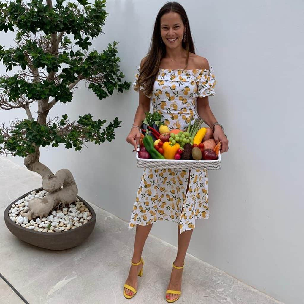 アナ・イバノビッチさんのインスタグラム写真 - (アナ・イバノビッチInstagram)「Health is wealth! I have never believed in diets but in high quality nutrition! Swipe to see all the goodies 🤩」6月13日 17時27分 - anaivanovic