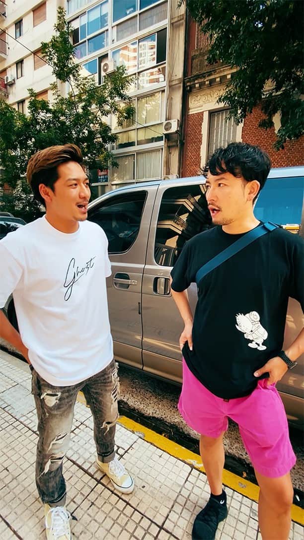 小柳津林太郎のインスタグラム：「Want to share my journey in Argentina Vol.3 We went explore and experience one of the greatest beef in the world🍖  1月に訪れたアルゼンチンの渡航の記憶を映像に落とし込みました。世界最高峰のステーキを見つけに旅した時の記録です。  今回は第3話です。 全5話あるので、順次配信していきます。  この旅は資生堂unoさんにサポートして頂きました。心から感謝。  #アルゼンチン #スキンケア #PR #ウーノ #肌は大人の勝負服 #資生堂 #SHISEIDO」