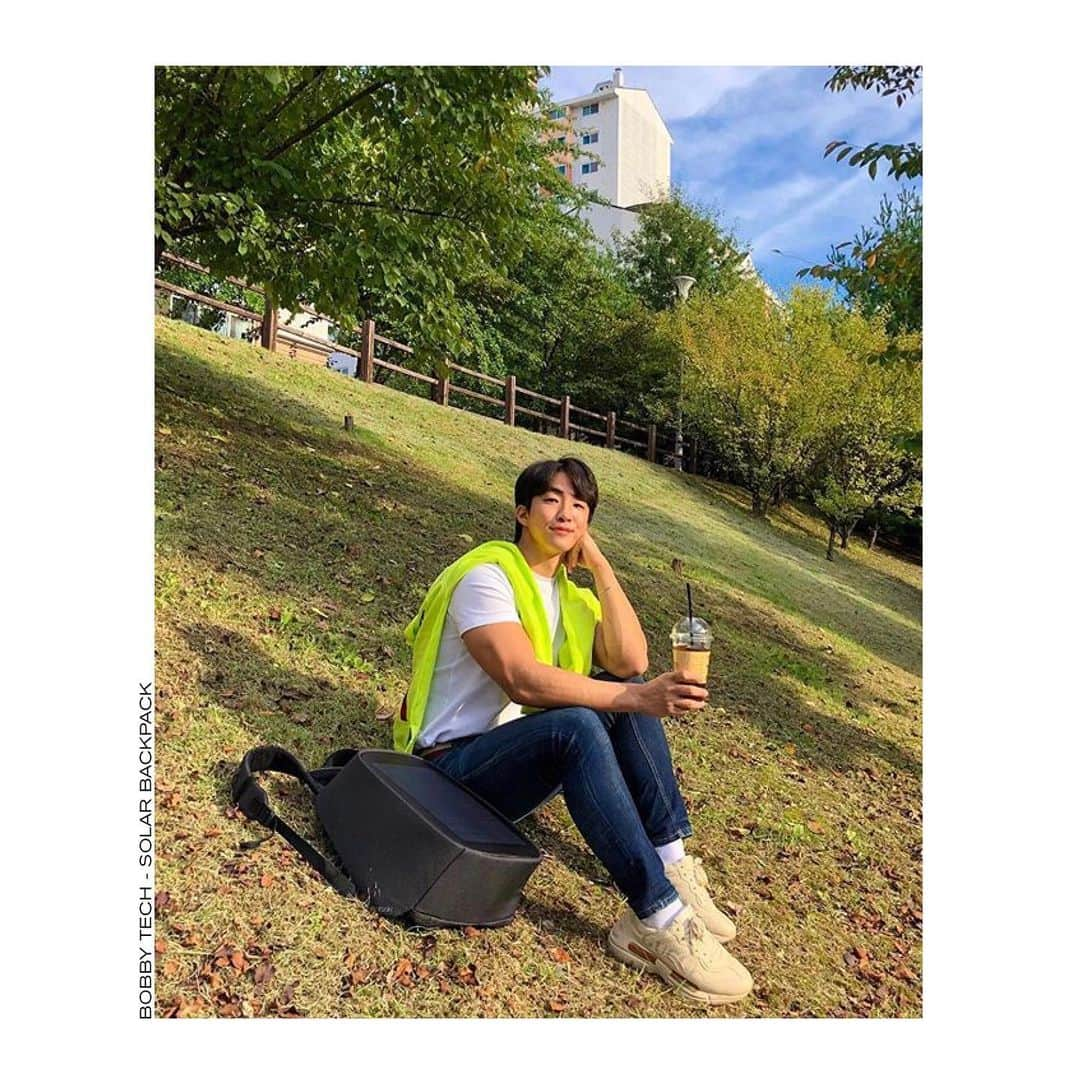 XD Designさんのインスタグラム写真 - (XD DesignInstagram)「« Having a break, while Bobby Tech soaks up some sun ☀️🔋» ⠀⠀⠀⠀⠀⠀⠀⠀⠀ 📸 @meeeebum ⠀⠀⠀⠀⠀⠀⠀⠀⠀ ⠀⠀⠀⠀⠀⠀⠀⠀⠀ ⠀⠀⠀⠀⠀⠀⠀⠀⠀ ⠀⠀⠀⠀⠀⠀⠀⠀⠀ ⠀⠀⠀⠀⠀⠀⠀⠀⠀ ⠀⠀⠀⠀⠀⠀⠀⠀⠀ ⠀⠀⠀⠀⠀⠀⠀⠀⠀ ⠀⠀⠀⠀⠀⠀⠀⠀⠀ #MadeforModernNomads 🙌⠀⠀⠀⠀⠀⠀⠀⠀⠀ • • • #xddesign #bobbybackpack #bobbytech #xddesignbackstory #xddesignbobby #antitheftbag #antitheft #solarpanel #solarpower #antitheftbackpack #solarbackpack #usbbag #camerabag #photooftheday #modernnomad #gadgetlover #travelcommunity #gotyourback #photographer #digitalnomad #thetraveltag #tech #unumfam #techbackpack #unumfam #adventureseekers #lovetech」6月13日 18時03分 - xddesign