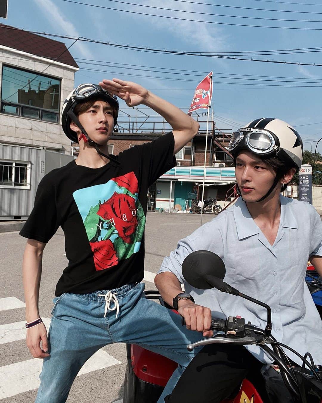 유희도のインスタグラム：「20.06.13/토 80년대 청춘불패 느낌이랄까 ★」
