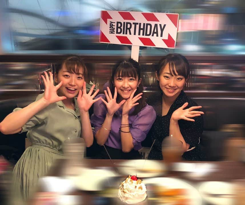 内藤もゆのさんのインスタグラム写真 - (内藤もゆのInstagram)「_______﻿ ﻿ ﻿ #だいすきななかま 💗⭐️﻿ #Goodfriendsthreesome﻿ #Thankyoumydearbestfriends!﻿ ﻿ ﻿ ﻿ ﻿#Thank you #enjoy﻿ #ootd ﻿ #ootdcode ﻿ #instafashion ﻿ #code ﻿ #japanesegirl ﻿ #instadaily ﻿ #instagood ﻿」6月13日 18時45分 - moyuno54naito