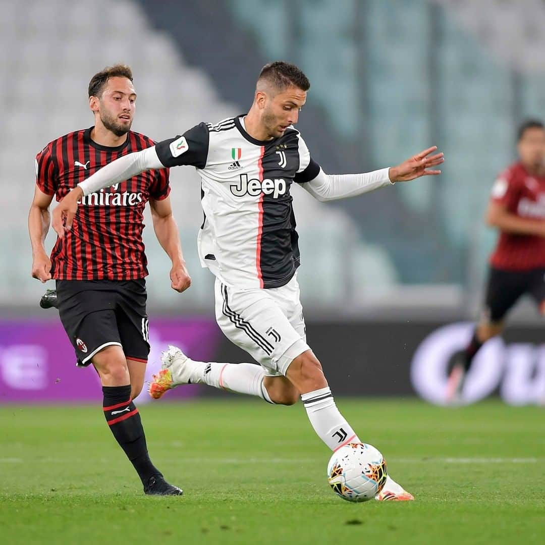 ユヴェントスFCさんのインスタグラム写真 - (ユヴェントスFCInstagram)「One emoji for Benta?  #Bentancur #JuveMilan #CoppaItalia #FinoAllaFine #ForzaJuve」6月13日 18時56分 - juventus