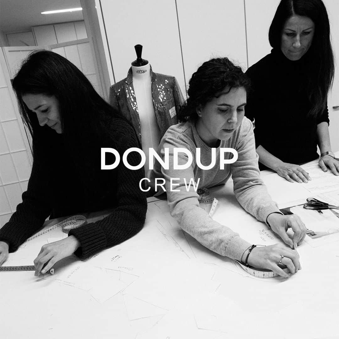 ドンダップさんのインスタグラム写真 - (ドンダップInstagram)「Veronica, Alessandra, Marusca MODELLING STUDIO  #MadeInItaly #DondupCrew  #MadeInMarche #DondupOfficial #DondupDenim」6月13日 19時01分 - dondupofficial