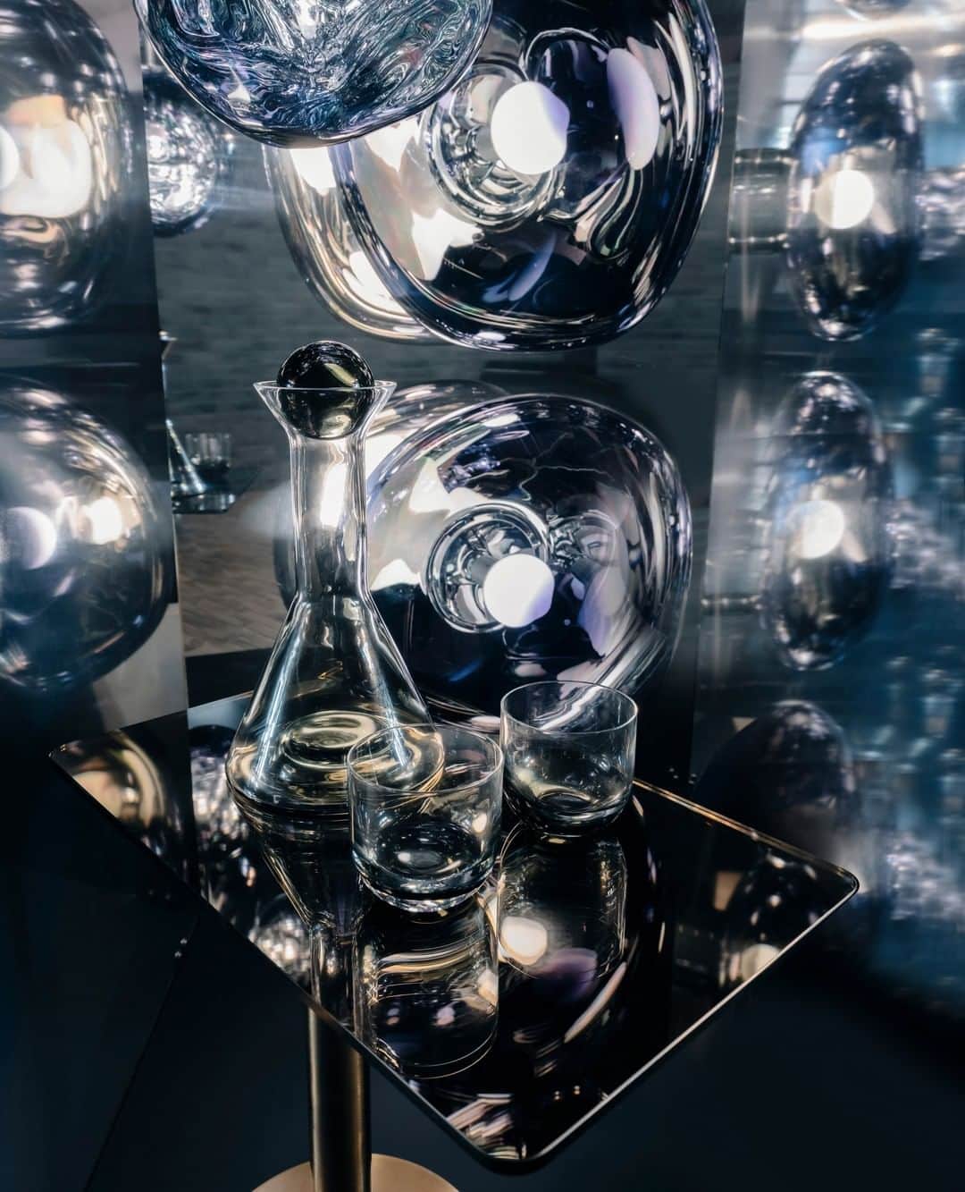 のインスタグラム：「MELT lights, TANK vessels and a FLASH table - inside one of the mysterious vitrines of our first outing of the Tom Dixon roadshow.⁠ ⁠ Link in profile.⁠ ⁠」