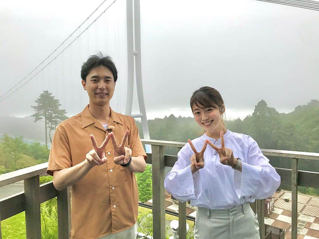 澤井志帆さんのインスタグラム写真 - (澤井志帆Instagram)「.﻿ 2020.6.13﻿ ﻿ きのうのまるごとでは、三島スカイウォークから生中継でお伝えしました！﻿ ﻿ 私にとって初三島スカイウォークかつ初セグウェイ！！に乗ることができ すごく楽しかったです😢💕﻿ ﻿ 紫陽花も綺麗でした✨﻿ ﻿ ご覧頂いた皆様、楽しんでいただけましたでしょうか？😊﻿ ﻿ ﻿ #まるごとツイート　﻿ #三島スカイウォーク﻿ #紫陽花﻿ #セグウェイ﻿ #Daiichitv﻿ #アナウンサー﻿ #永見佳織 アナ﻿ #須藤駿介 アナ﻿ #松浦悠真 #気象予報士」6月13日 19時20分 - shiho_sawai