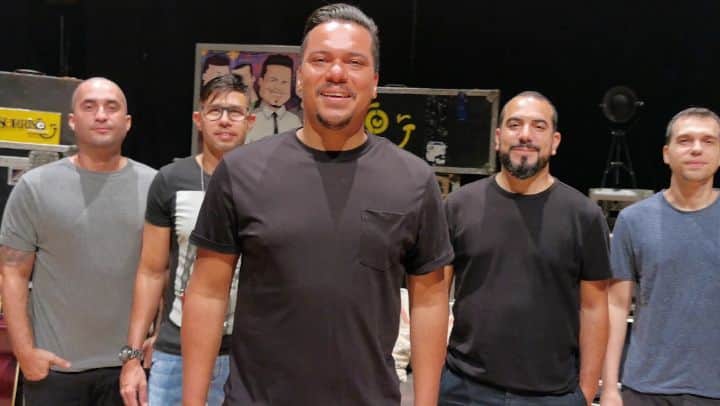 Sorriso Marotoのインスタグラム：「Estamos animados pra contar que a @reserva vai vestir o Sorriso pra live de amanhã! 😍 E pra quem curtir, estamos com cupom exclusivo: SORRISORSV com 20% de desconto e frete grátis! Ansiosos pra amanhã! 😀 #SorrisoAMAasAntigasARevanche ⠀⠀⠀⠀⠀⠀⠀⠀⠀ (Válido para produtos Reserva, não promocionados, exceto cosméticos, perfumes e relógios).」