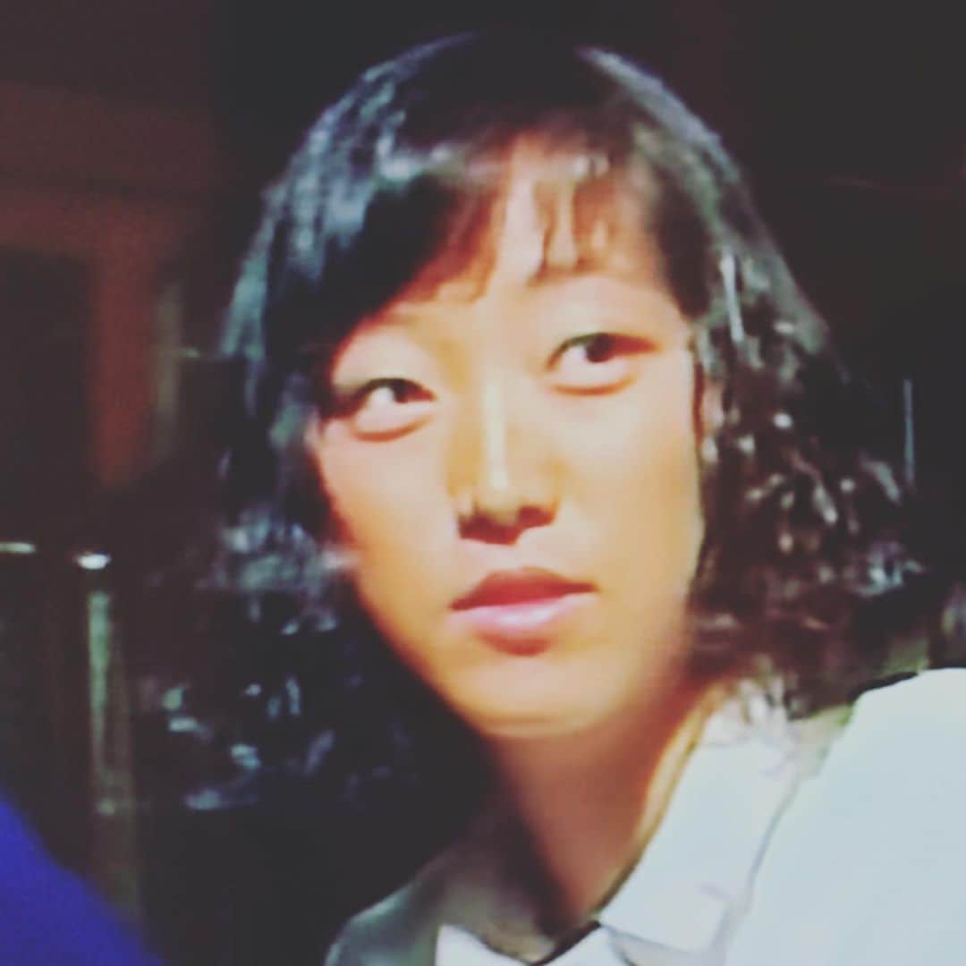 田中ウルヴェ京さんのインスタグラム写真 - (田中ウルヴェ京Instagram)「おー🤣 ビックリしたー。 今朝のTBS「東京ビクトリー」で21歳の自分の顔が出てたらしい。☺️ みかちゃんも私もかーわいー。🤣 自分ってば若い時は一重。若い証拠。😁 それにしてもソバージュ。😱 昭和な髪型。。。🤣 #シンクロナイズドスイミング #アーティスティックスイミング #ソウル五輪 #田中京 #昭和な髪型 #東京ビクトリー」6月13日 23時11分 - miyako.tanaka.oulevey