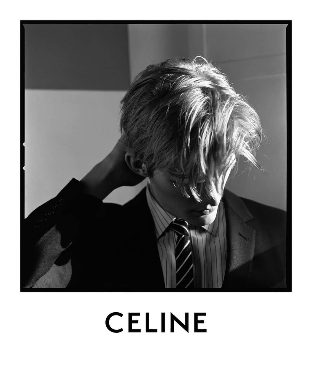 Celineさんのインスタグラム写真 - (CelineInstagram)「CELINE ESSENTIELS PORTRAIT OF A PERFORMER  HUDDIE FROM @THE_SHADRACKS PHOTOGRAPHED IN LONDON BY @HEDISLIMANE IN DECEMBER 2019  CELINE TAILORING AVAILABLE NOW IN STORE AND CELINE.COM  #CELINEBYHEDISLIMANE #CELINEPORTRAIT」6月13日 23時58分 - celine