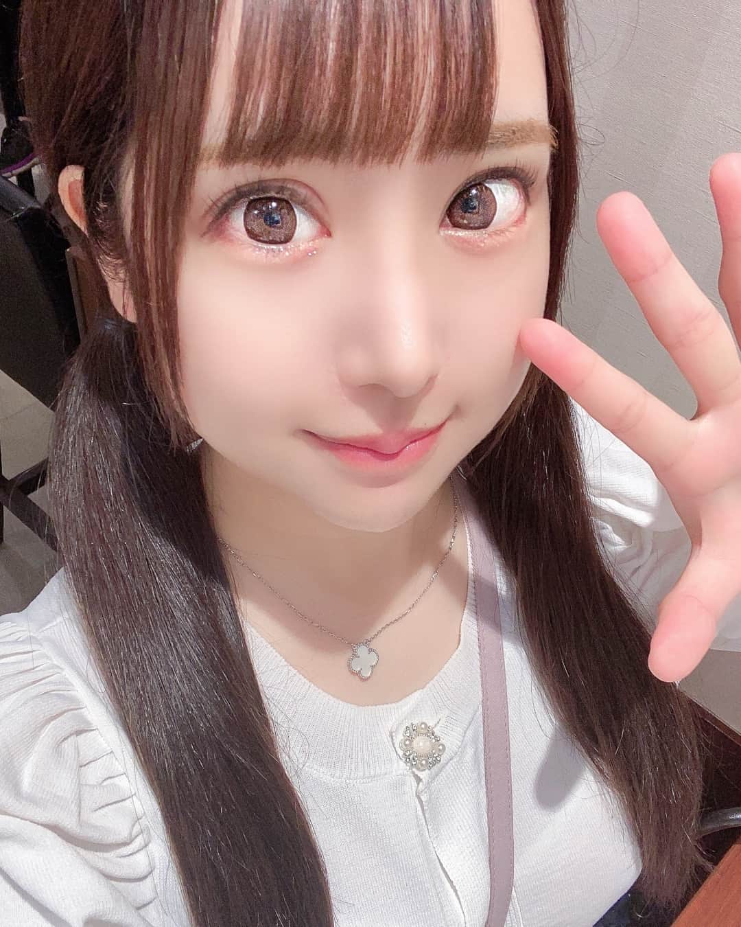 しおり　ロリ 