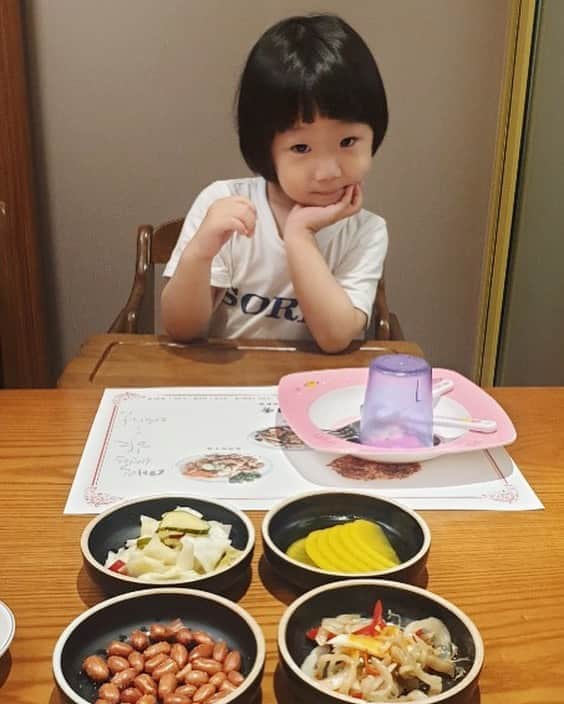 パク・ヨンインのインスタグラム：「어향동고 말고 육즙 탕수육 빨리 쥬떼용❤️👍😉」