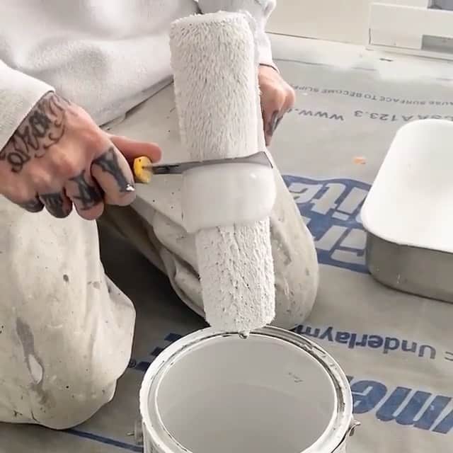 naildecorvideosのインスタグラム：「Omg this just hits different 🤤 @zkpainting」