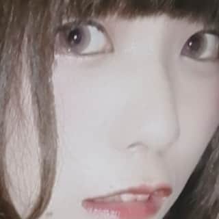 千代絢子のインスタグラム：「何その顔どういうつもりの顔なん」