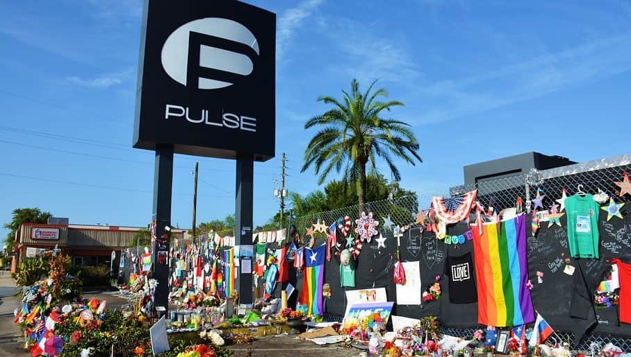 Nika Kljunさんのインスタグラム写真 - (Nika KljunInstagram)「Yesterday marked the anniversary of the mass shooting that took place at Pulse night club - a gay nightclub in Orlando - and killed 49 innocent people. It was the deadliest terrorist attack in the US since 9/11, and the deadliest attack against the LGTBQ community in US history. Most of the victims were Hispanic, as it was “Latin Night” at the Pulse club, that night. . I stand in solidarity with my brothers and sisters in the LGBTQ 🏳️‍🌈 community. June is pride month, so especially now, but always - exist proudly and exist loudly, no matter who you are, how you express, or who you love. . The close-mindedness of the worlds inability to comprehend you is not your problem or your concern. . You have one life. Live it honestly and unapologetically. . I am so sorry to be living in a world filled with so much hate, but I’m hopeful that we are the generation to be the change. I believe that all of this modern - day darkness continues to be revealed, so that we can heal each other authentically and create a better future for those to come. . Rest in Love to the beautiful souls who lost their lives on 06/12/16 - Say their names... . Stanley. Amanda. Oscar. Rodolfo. Alejandro. Martin. Antonio. Darryl. Jonathan. Angel. Simon. Juan. Luis. Cory. Tevin. Frankly. Deonka. Mercedez. Peter. Juan R. Paul T. Frank. Miguel A. Javier. Jason. Eddie. Anthony L. Christopher A. Brenda L. Jean C. Akyra. Kimberly. Jean C, N. Luis O. Geraldo. Eric. Joel. Enrique. Juan P. Yilmary. Christopher J. Xavier. Gilberto. Edward. Shane. Leroy. Luis S. Luis D. Jerald. ❤️ . #restinlove #hopeforbettertomorrow #leadwithlove #pridemonth #lgbtq🌈 #loveislove🌈」6月14日 3時19分 - nikakljun