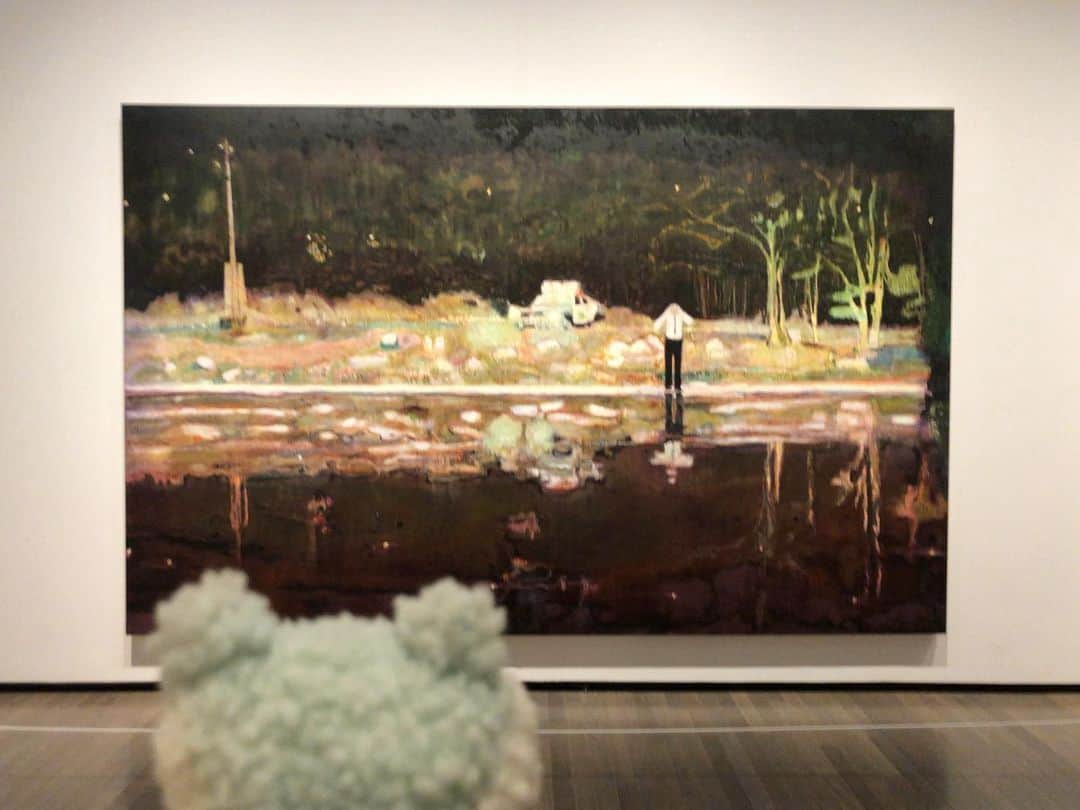 合田経郎のインスタグラム：「出かけてしまった。 神田日勝展とピーター・ドイグ展。　 #ピータードイグ展 #あおしろう」
