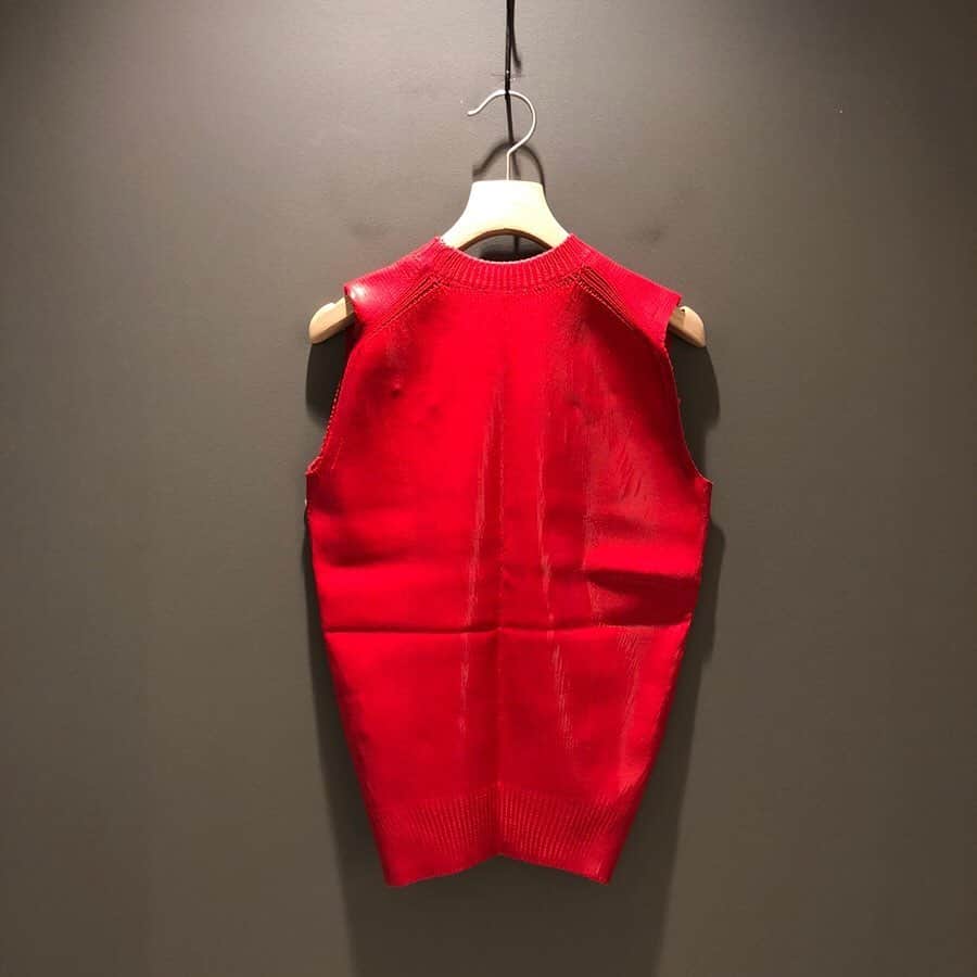BEAMS JAPANさんのインスタグラム写真 - (BEAMS JAPANInstagram)「＜beautiful people＞ Womens Glossy Knit Tank-top BEAMS JAPAN 3F @beams_japan #beautifulpeople #beams #raybeams #beamsjapan #beamsjapan3rd Instagram for New Arrivals Blog for Recommended Items #japan #tokyo #shinjuku #fashion #mensfashion #womensfashion #日本 #東京 #新宿 #ファッション#メンズファッション #ウィメンズファッション #ビームス #ビームスジャパン」6月14日 15時04分 - beams_japan