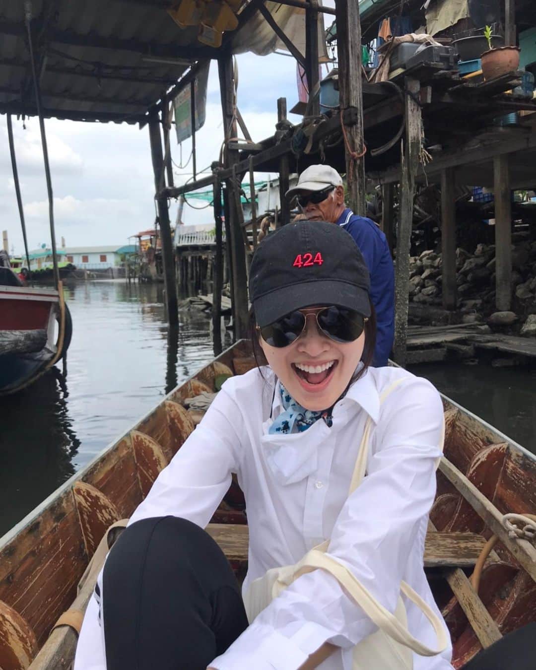 ポーイ・タリーチャダー ペッチャラットさんのインスタグラム写真 - (ポーイ・タリーチャダー ペッチャラットInstagram)「Perfect hidden gem in the heart of Bangkok🖤 ห่างจากบ้านปอยแค่ 6 km. เสมือนได้เจอแหล่งน้ำล้ำค่าในทะเลทรายเลยค่ะ」6月14日 15時17分 - poydtreechada