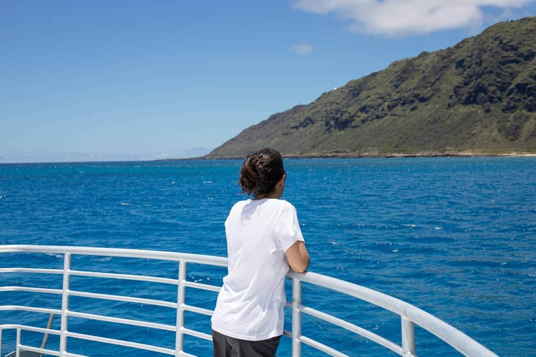 And Youさんのインスタグラム写真 - (And YouInstagram)「What did you spend your time thinking about during the isolation of quarantine? 💭. ​. ​. ​. ​. ​. ​#deepthoughts #isolation #quarantine #views #hawaiilife」6月14日 8時45分 - dolphinsandyou