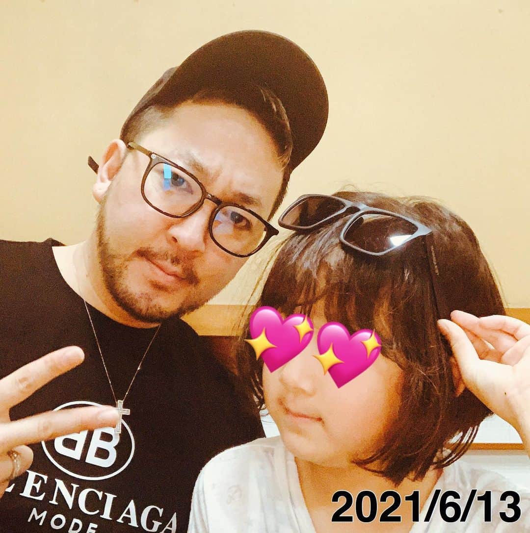 平尾勇気のインスタグラム：「#子供達とデート💖  いつも僕を応援してくれる 大好きな鰻屋さんが、 営業再開をしましたので 久しぶりに行ってきました！  やっぱり最高に美味しかったです！  今日はこれから 撮影のお仕事🎥  頑張ります💪  平尾勇気  #大好きなお店 #鰻屋さん #宮宇 #営業再開 #2ヶ月ぶり #子供達も喜んでくれた✨ #今日は撮影のお仕事🎥 #頑張ります💪 #平尾勇気」