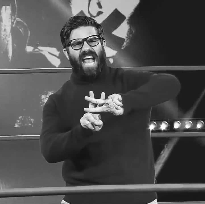 ジョーイ・ライアンのインスタグラム：「I’ll be doing a LIVE Q&A tomorrow from my patreon-only instagram account. Subscribe to Tier 2 or 3 at patreon.com/joeyryan yo join us.」