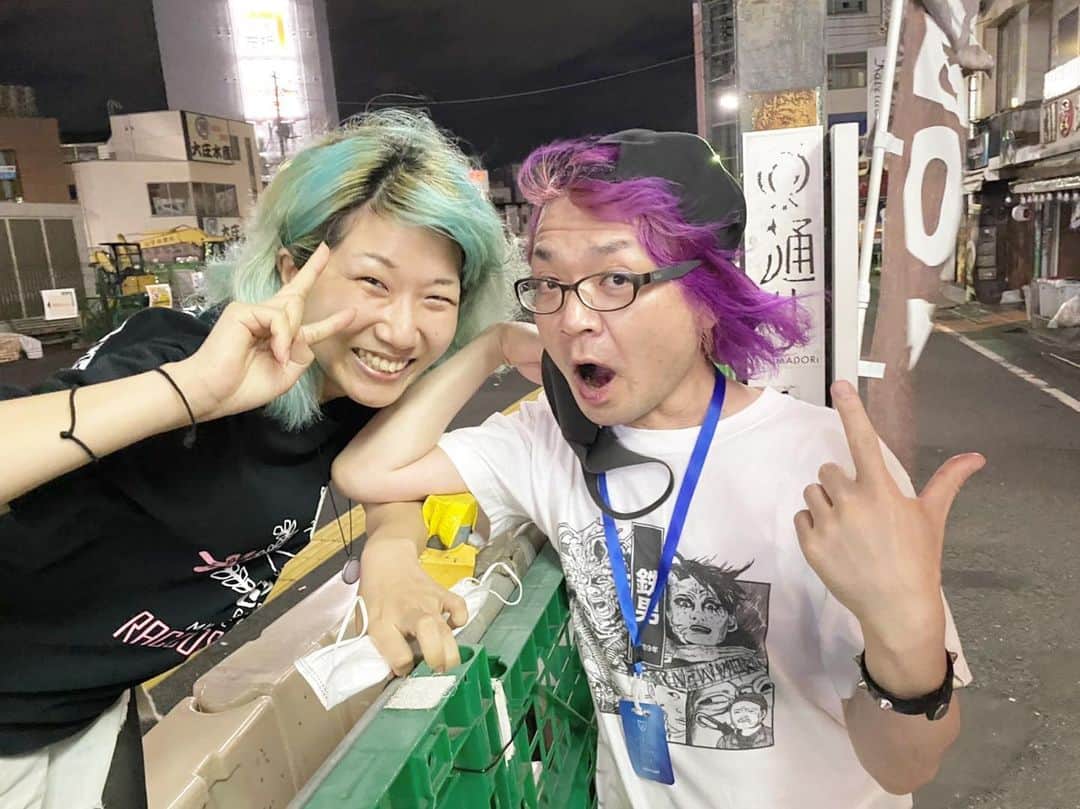 のインスタグラム：「今週、下北駅前ストリート笑で下北ヴィレヴァンのヒミちゃんと会ったのiPhoneの写真整理して思い出す。」