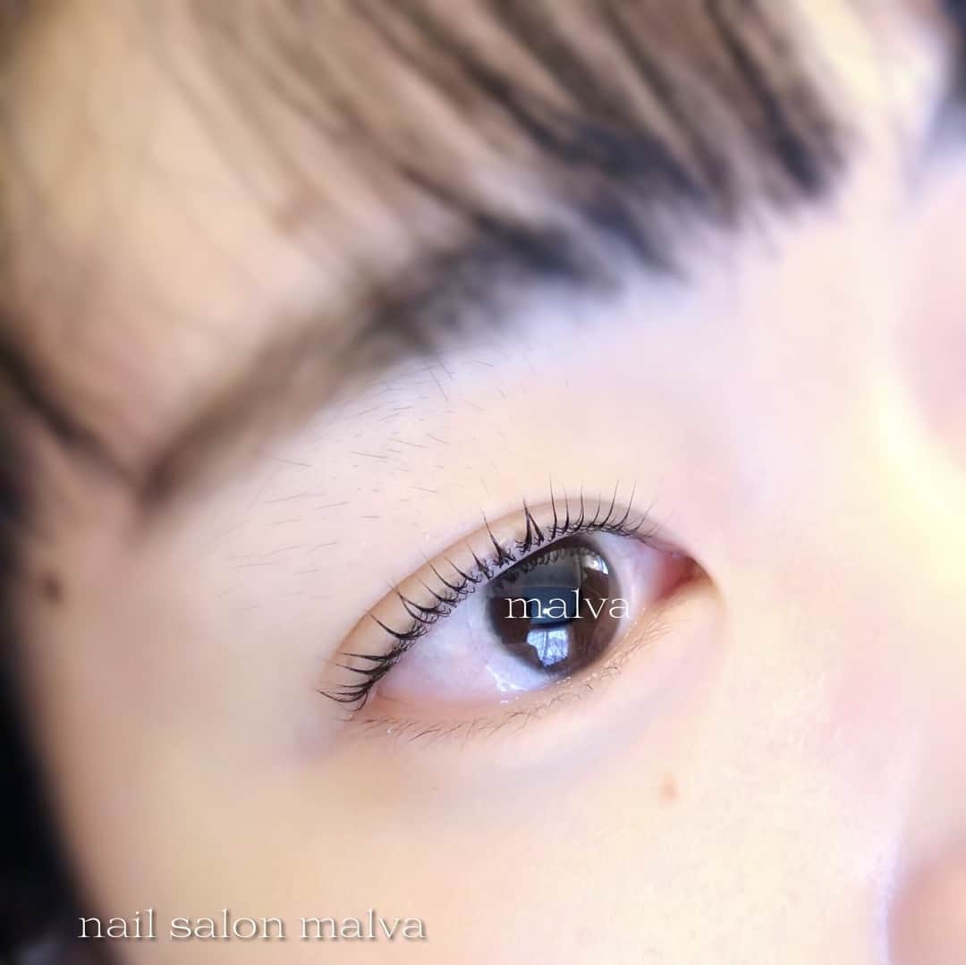 nailsalon malva（ネイルサロンマルヴァ）のインスタグラム