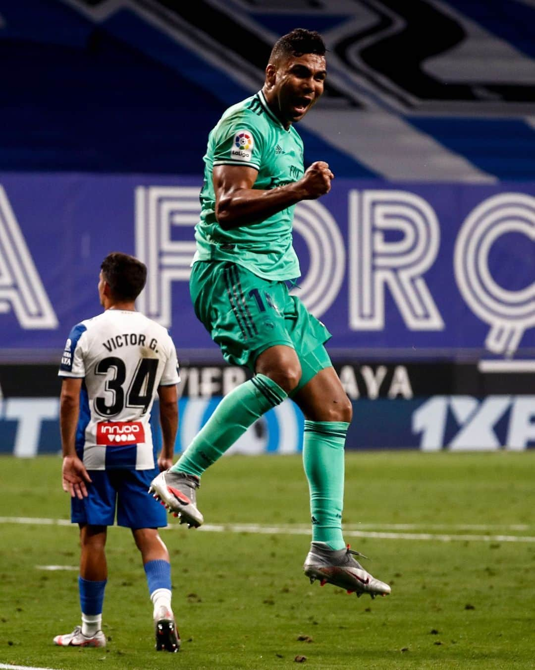 レアル・マドリードさんのインスタグラム写真 - (レアル・マドリードInstagram)「🔥 Precise. DECISIVE. 💪 Preciso. DECISIVO. ⚽️ @Casemiro #RMLiga | #HalaMadrid」6月29日 8時31分 - realmadrid