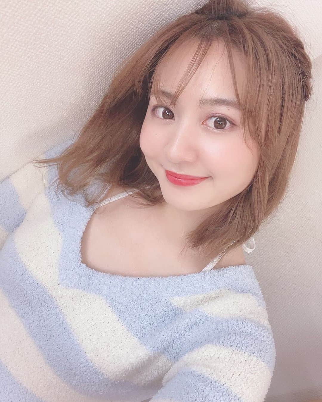 依東杏奈さんのインスタグラム写真 - (依東杏奈Instagram)「いつも撮影会ありがとうございます🙇‍♀️💗💗💗 うれしいです！！😍 来月の撮影会日程きまったらまた告知しますね🥰  今日も1日笑顔で一緒に頑張るまいけ💪✨」6月29日 9時16分 - anna0555n_n