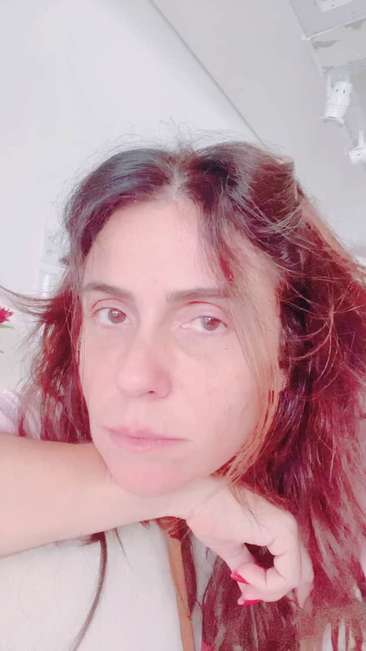Giovanna Antonelliのインスタグラム：「Bom domingo! 😉 #experimentandolispector」