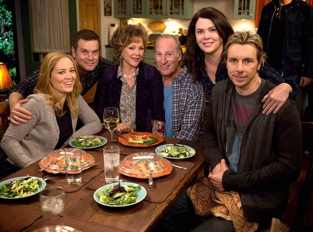 E! Onlineさんのインスタグラム写真 - (E! OnlineInstagram)「We miss the Braverman clan and we don't care who knows it. 😭 It's been 5 years since #Parenthood ended and you can see what the entire cast is up to now at the link in our bio. (📷:Getty Images)」6月29日 1時00分 - enews