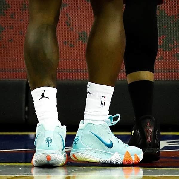 ネイト・ロビンソンさんのインスタグラム写真 - (ネイト・ロビンソンInstagram)「What’s your favorite @nikebasketball shoe to HOOP in? #kicksoncourt @kyrieirving」6月29日 2時17分 - naterobinson