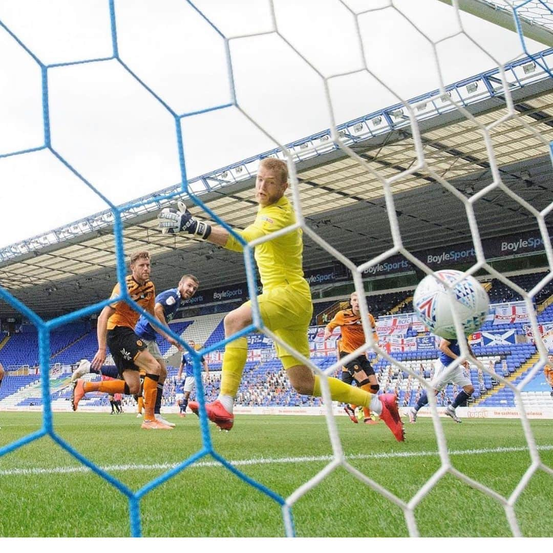 ダニエル・クローリーさんのインスタグラム写真 - (ダニエル・クローリーInstagram)「Buzzing to get on the score sheet yesterday, disappointing not to get the 3 points but we go again on Wednesday #Godisgreat 🙏」6月29日 3時43分 - danielcrowley10