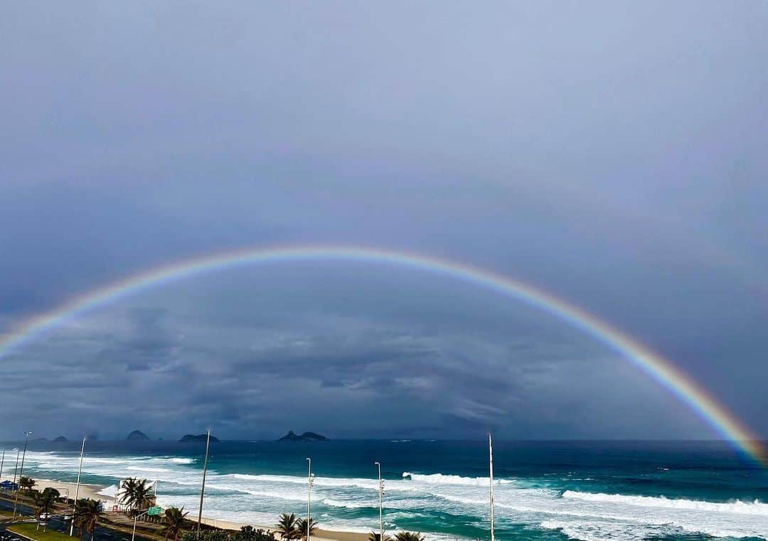 Giovanna Antonelliのインスタグラム：「OMG🙌🏻🌈」