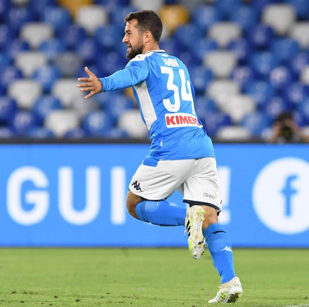 SSCナポリさんのインスタグラム写真 - (SSCナポリInstagram)「GOOOOOOOLLLLL!! 😍 💪 @amin_younes34 ⚽ #NapoliSpal 3-1 🏆 #SerieATIM 💙 #ForzaNapoliSempre」6月29日 4時15分 - officialsscnapoli