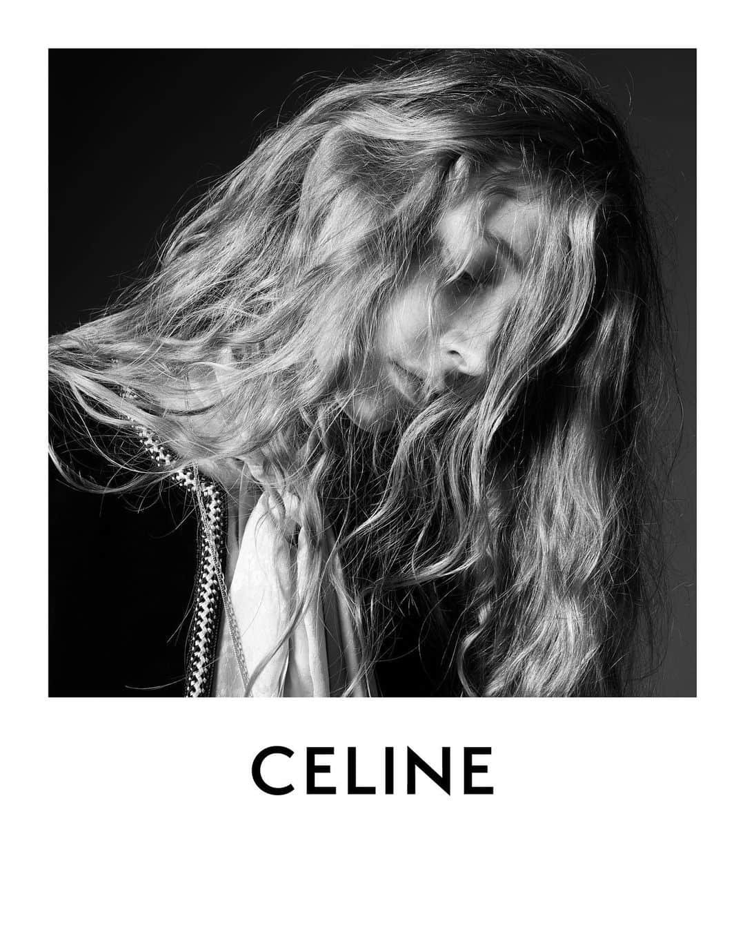 Celineさんのインスタグラム写真 - (CelineInstagram)「CELINE WINTER 20 PART 1 COLLECTION AVAILABLE IN STORE AND AT CELINE.COM JULY 2020  ANNA FRANCESCA PHOTOGRAPHED BY @HEDISLIMANE IN SAINT-TROPEZ IN NOVEMBER 2019  #CELINEBYHEDISLIMANE」6月29日 4時46分 - celine