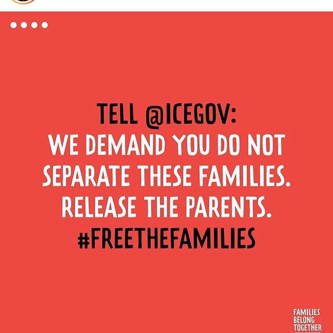 アンバー・タンブリンさんのインスタグラム写真 - (アンバー・タンブリンInstagram)「#Repost @americaferrera @fams2gether ・・・ 🙏🏽Please sign the petition to #freethefamilies - we can’t let these babies be separated from their mamas & dadas. Link in my bio. 🙏🏽 . Repost from @fams2gether • Even though six children & dozens of adults have already died in U.S. immigration custody, @ICEgov continues to hold children & families in jails w/ confirmed COVID-19 cases. **Read on & help us spread the word.** By holding these families in unsanitary jails — which Dolly Gee, a federal judge, described as “on fire”— ICE is cruelly playing with their lives. This is sadistic, and wrong. While Judge Gee has now ordered the release of children from these jails by July 17, she only has jurisdiction over the children in these jails — not their parents or caretakers. Without ALL OF US speaking out to demand the release of these children and their families, ICE may use this court order to attempt to tear children away from their parents again, as they did only a few weeks ago. Take action. Demand that @ICEgov comply with the judge's order and release all families—together. Link in bio.」6月29日 4時50分 - amberrosetamblyn