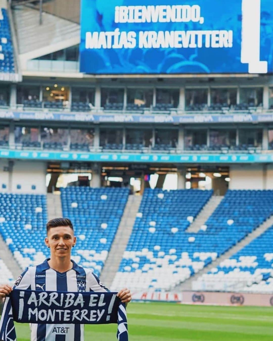 マティアス・クラネビッテルさんのインスタグラム写真 - (マティアス・クラネビッテルInstagram)「Feliz aniversario @rayados ! #75años💙」6月29日 5時25分 - mkranevitter5